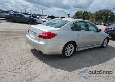 2013 Hyundai Genesis 3.8 z USA, uszkodzony, nr VIN KMHGC4DD8DU230423